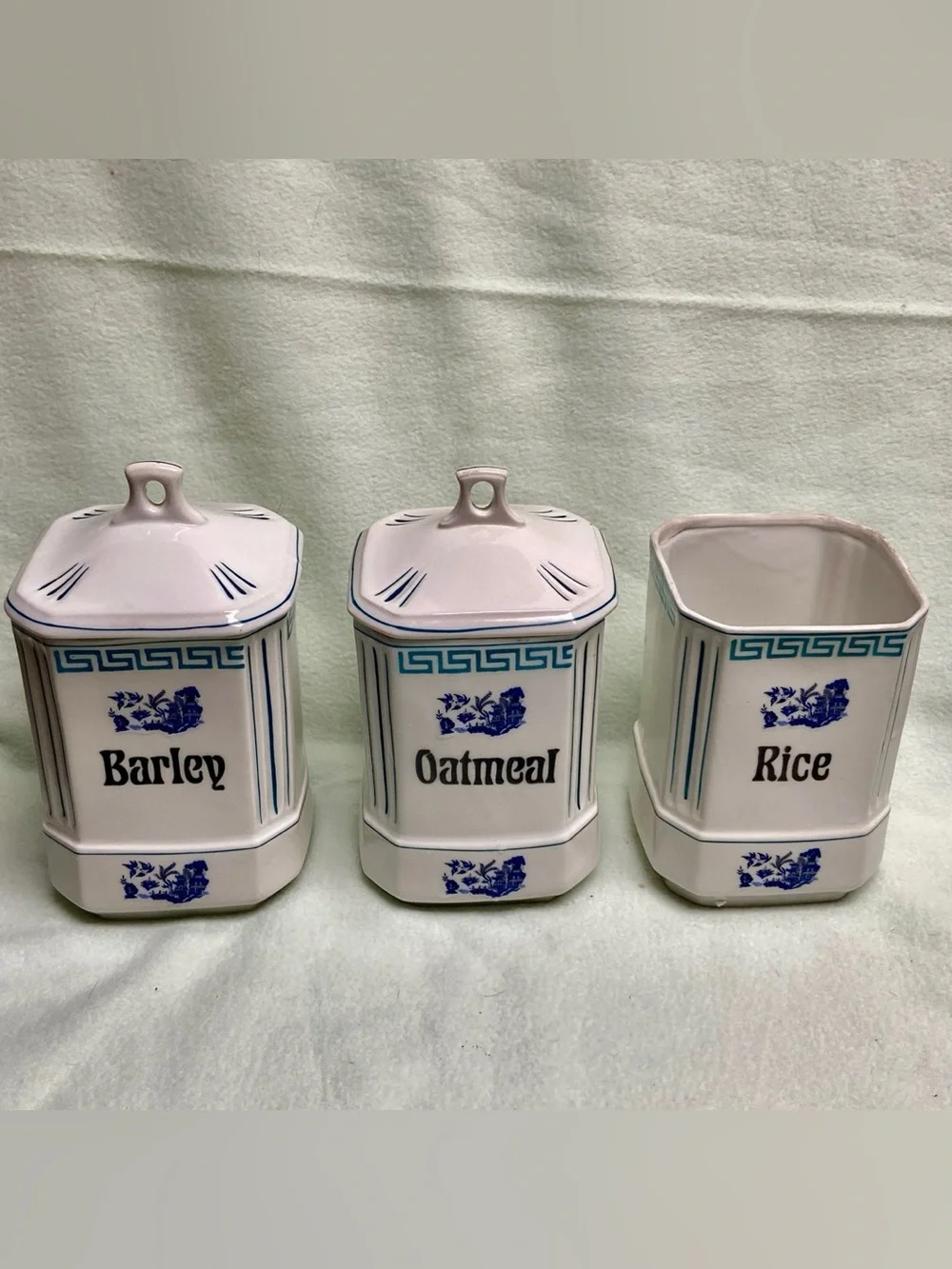 Vintage, Rare, Set of 3 Blue Willow Ceramic Canisters with 2 Lids 9in x 4.5in